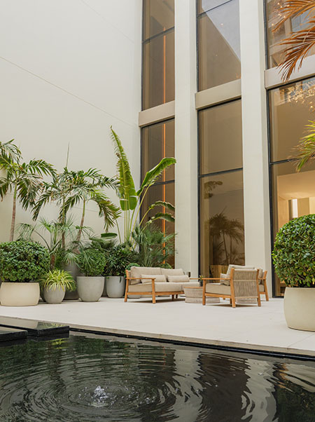 6.-Residence-courtyard